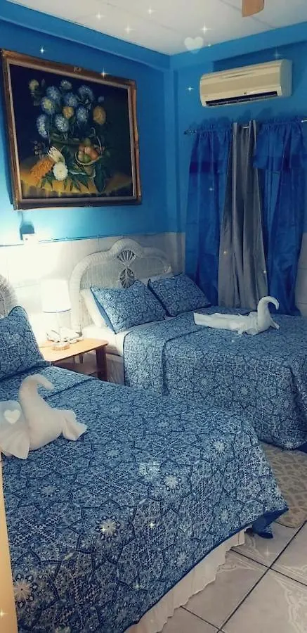 Caribbean Tourist Villa Port of Spain